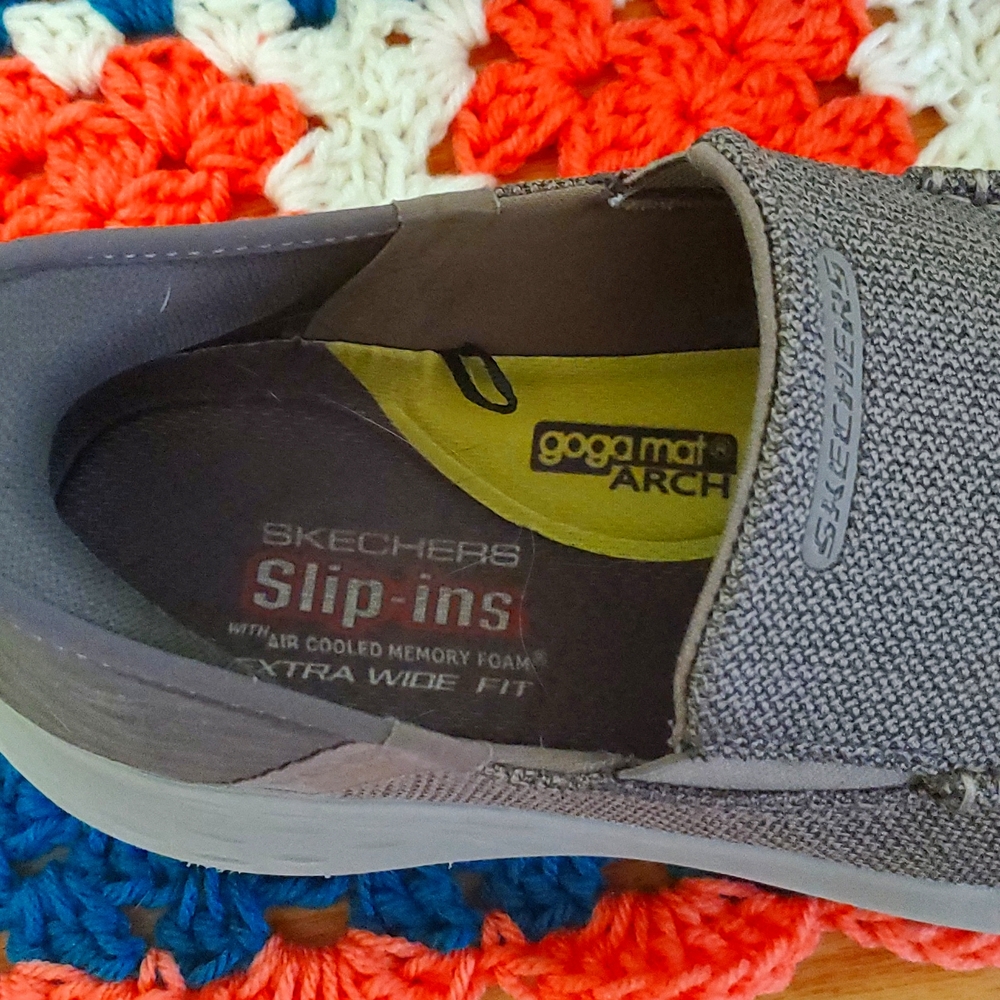 Mens slip ins Skechers. Size 10.5, wide, color taupe